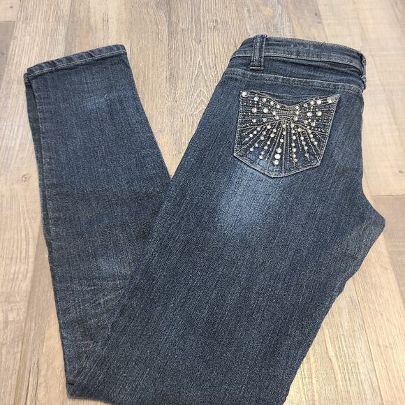 Bb couture size 5 juniors skinny jeans with rhinestone pockets - Picture 3 of 9